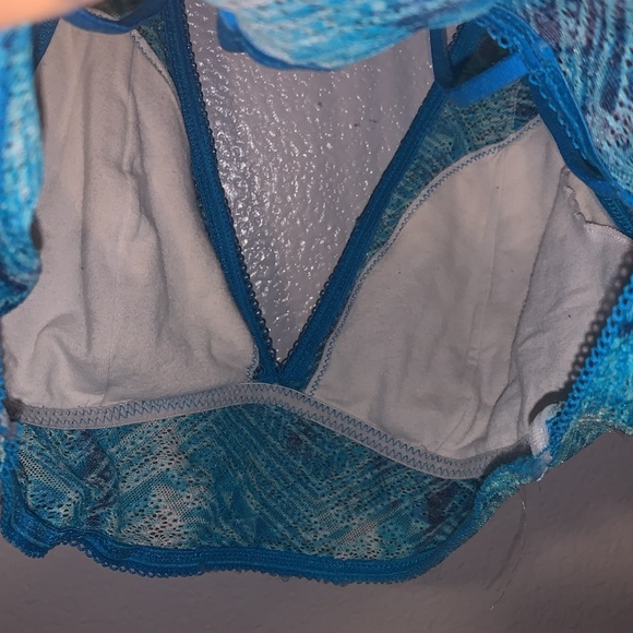Flirtitude Blue Halter Bralette - Picture 5 of 8